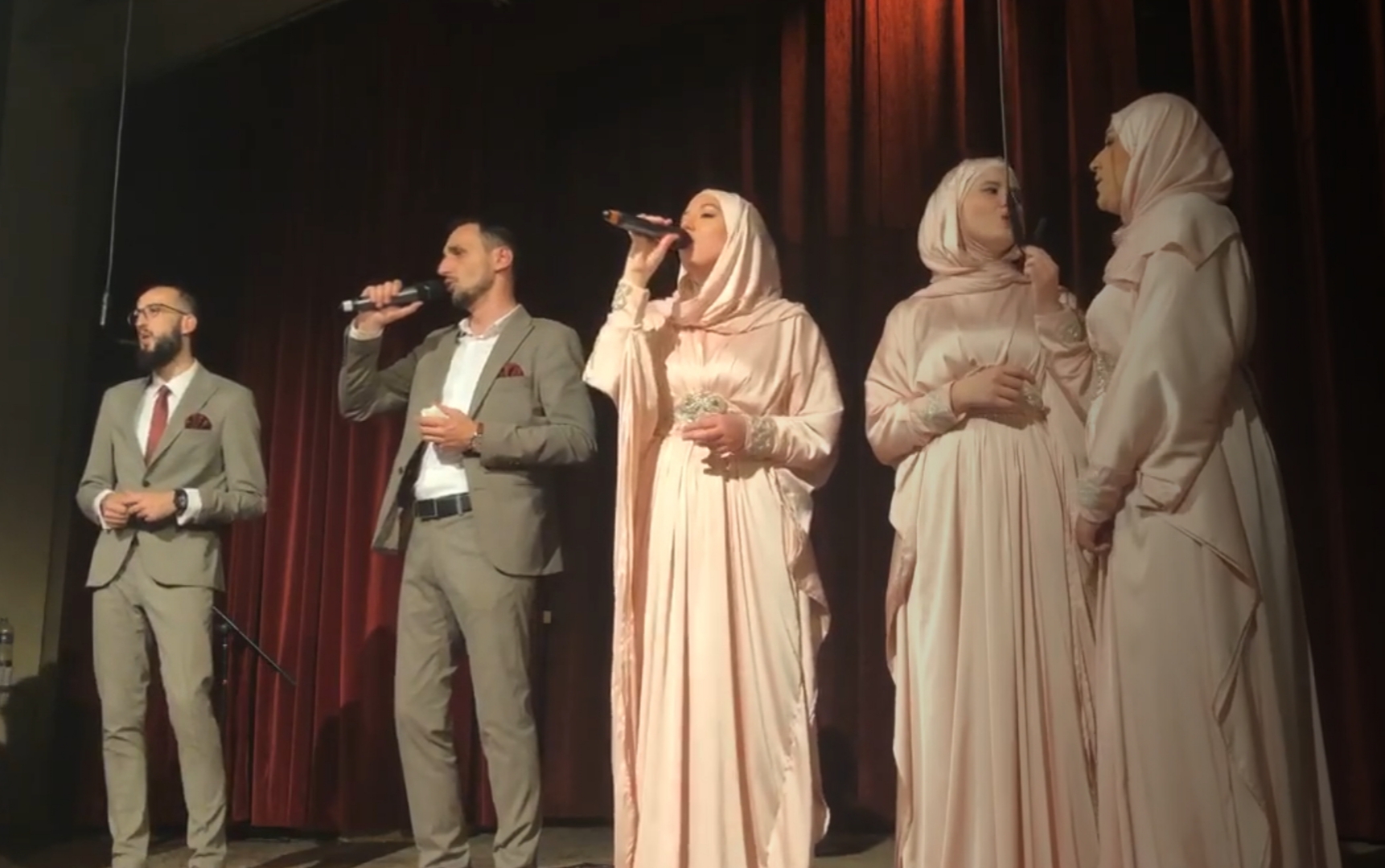 Hor “Isa-beg” oduševio nastupom na Bajramskoj akademiji u Luksemburgu