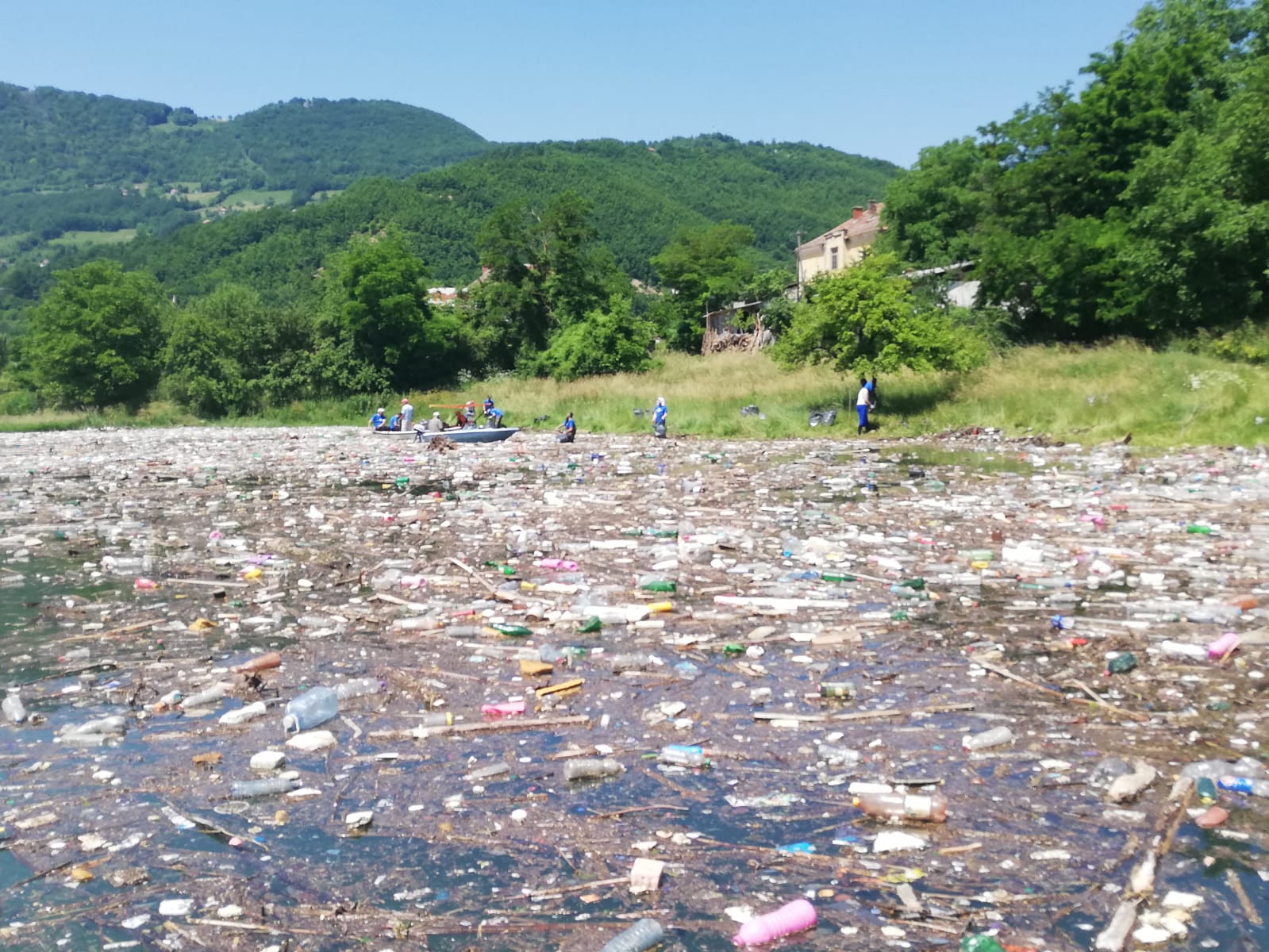 Gazivode – “deponija na vodi”