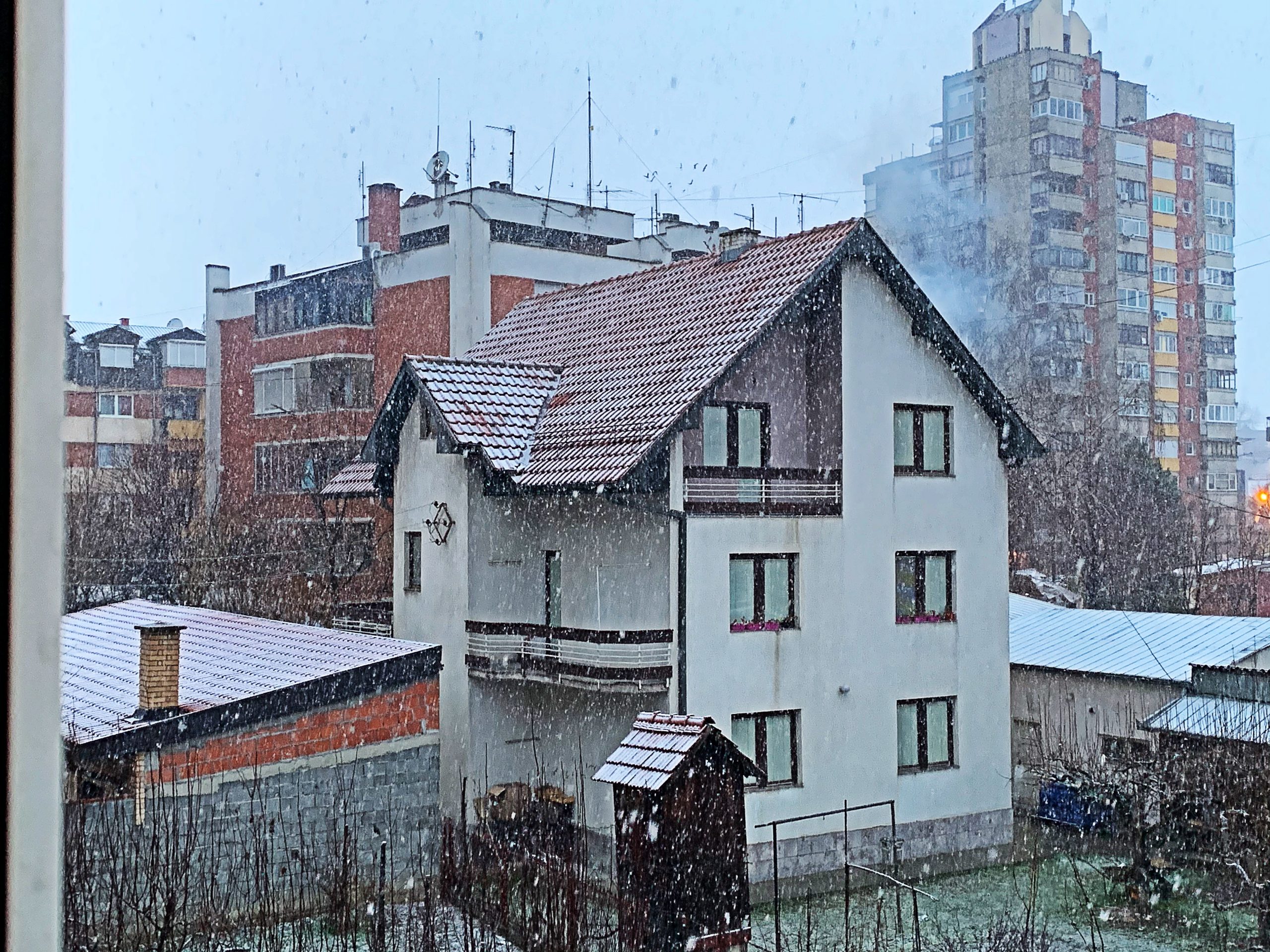 Novopazarce jutros snježne pahulje ispratile na posao