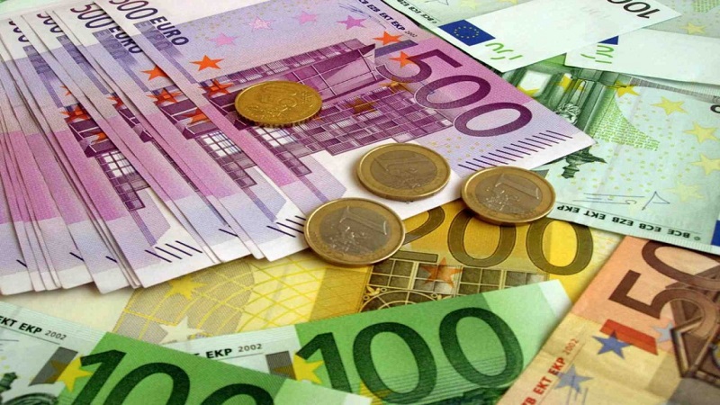 Evro danas 117,57 dinara