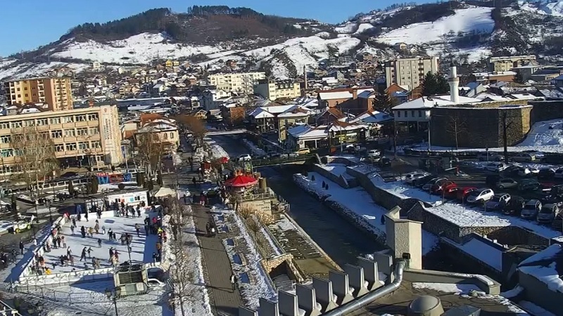 Danas oblačno sa kišom i snegom