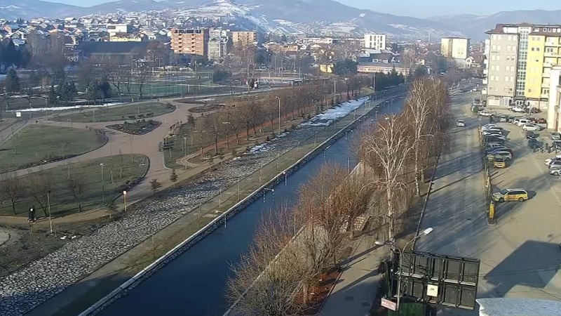 hladno i oblačno