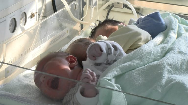 Bebe u novopazarskom porodilištu