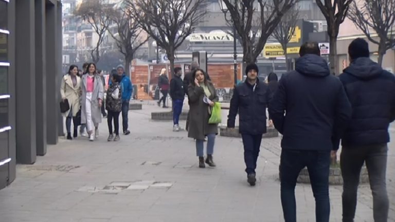 građani novog pazara o aprilskim temperaturama u januaru