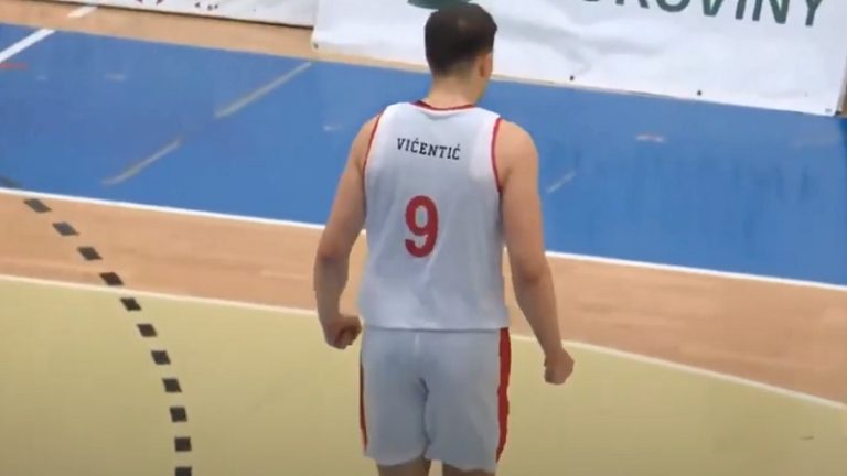 Dušan Vićentić u ekipi Rjeker Komarno