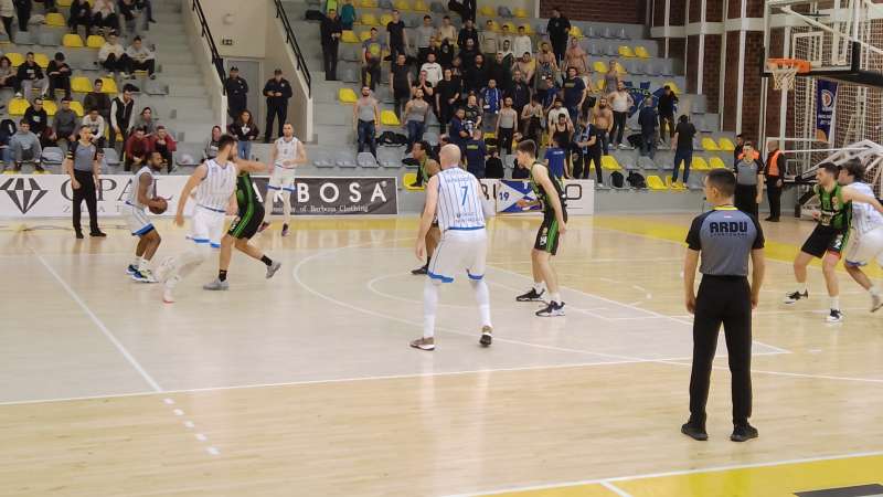 KLS: OKK Novi Pazar - KK Kolubara LA 2003, detalj iz meča