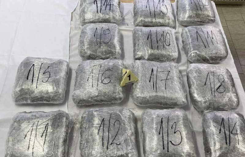 Zaplanjeno skoro 32 kilograma marihuane