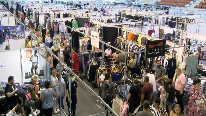 Počeo Letnji vašar, popusti i do 70 odsto