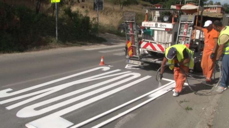 obeležavanje horizontalne signalizacije