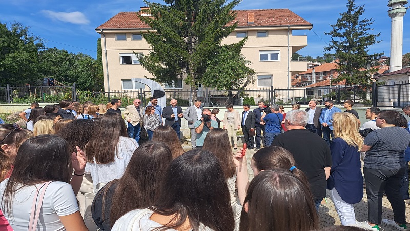 Javni čas povodom Svetskog dana mira