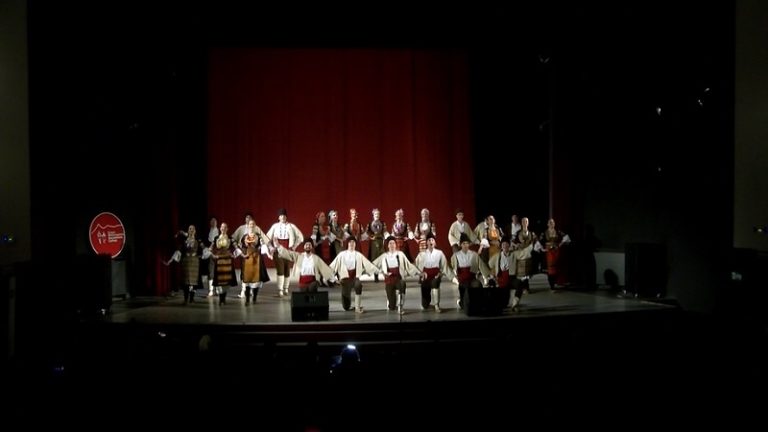Okružna smotra folklora u Novom Pazaru