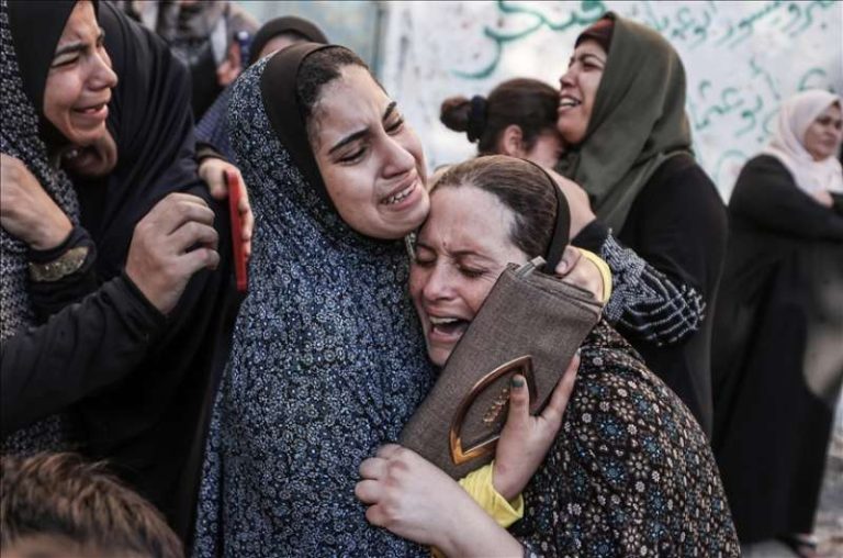 Najmanje 352 Palestinaca poginulo