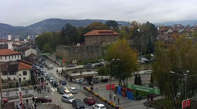 oblačno i hladno