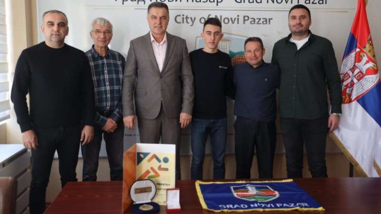 Kros RTS - priznanja u Novom Pazaru