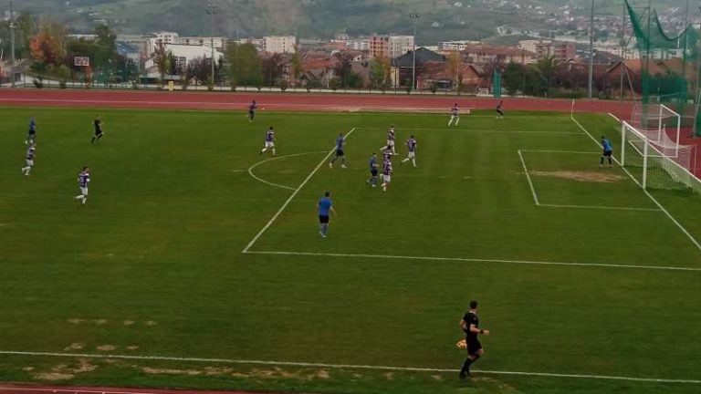 Fudbaleri Novog Pazara i Jošanice u prijateljskoj utakmici na Atletskom stadionu