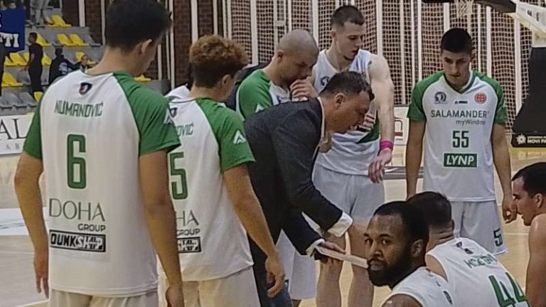 Trener košarkaša Novog Pazara Milan Popić