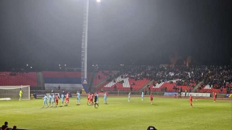 Fudbaleri Radničkog 1923 i Novog Pazara u Kragujevcu
