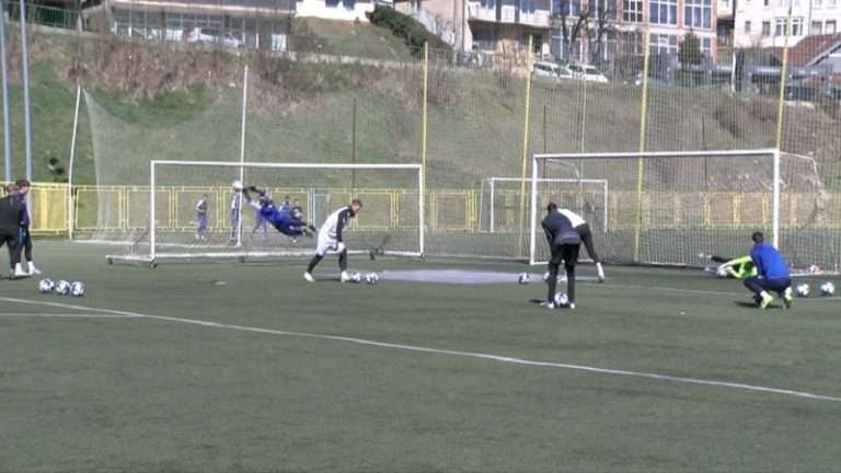 Bojan Jorgačević sa mladim golmanima