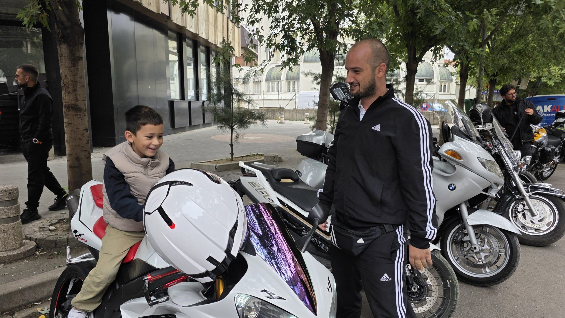 Iz Novog Pazara krenula “Moto tura Pešter”