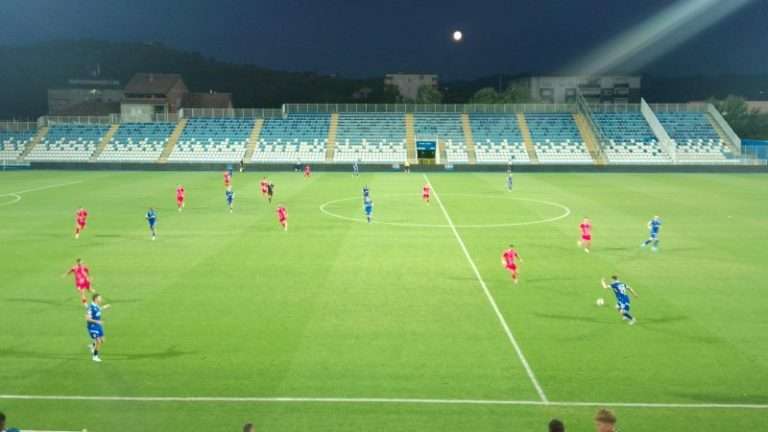 Fudbaleri Novog Pazara i Rabotničkog na Gradskom stadionu
