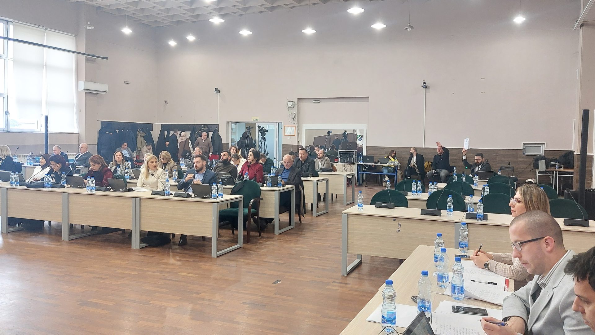 Odbornici SDA Sandžaka napustili skupštinsko zasedanje