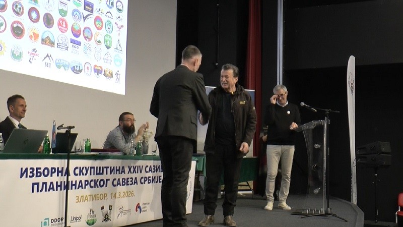 Basar Čarovac dobio povelju za planinarsko delo PSS