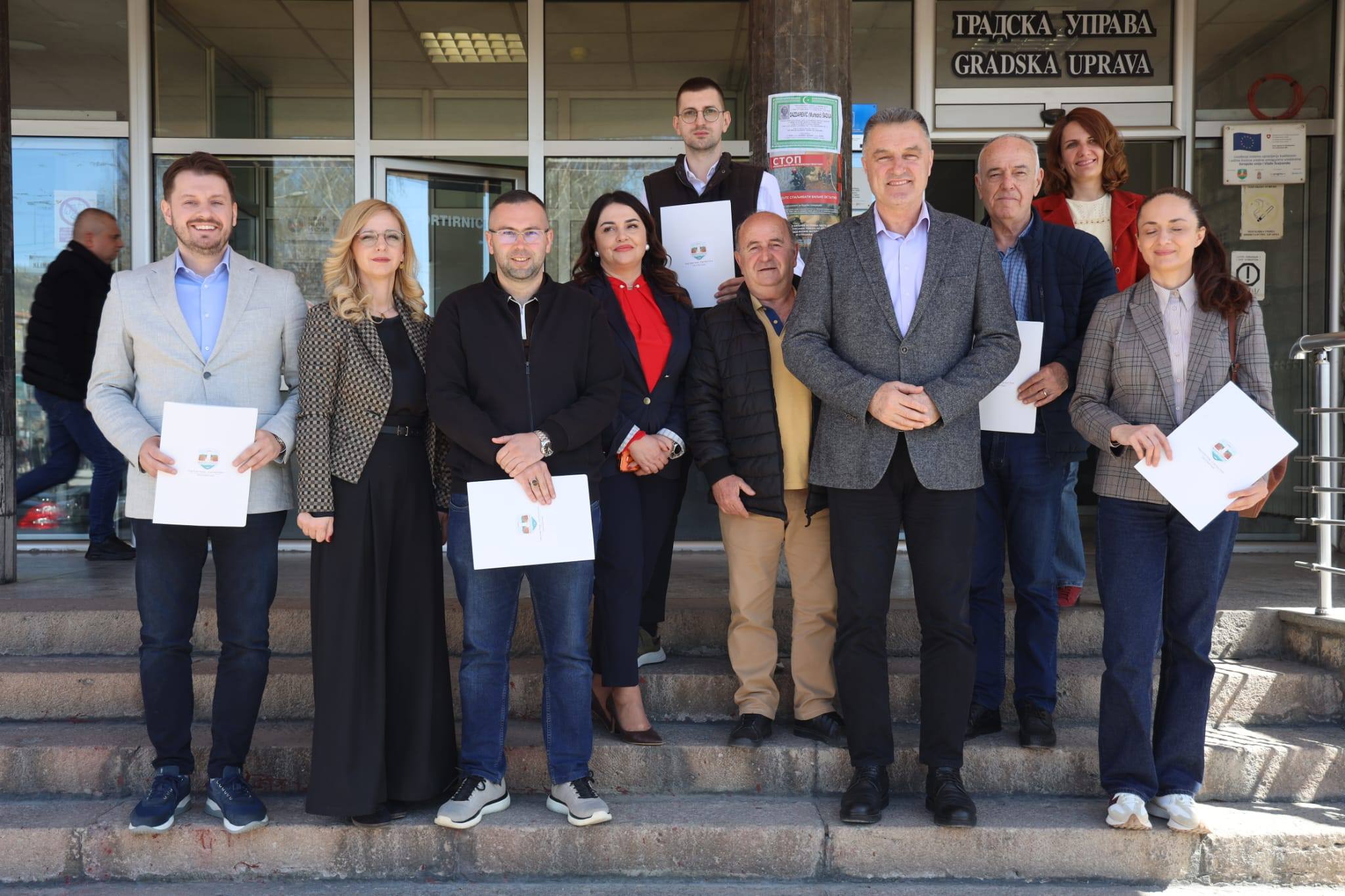 Novi ciklus podrške komšijskim projektima, potpisani ugovori za “Građani se pitaju 3”