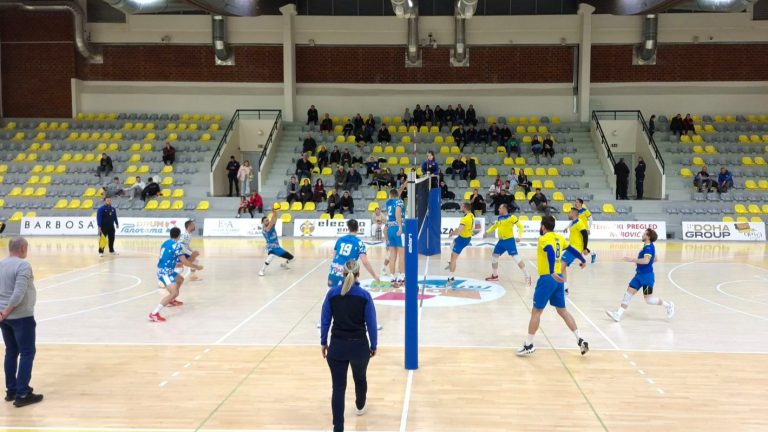 Odbojka: Revanš Mladenovcu, izazov za Ribnicu