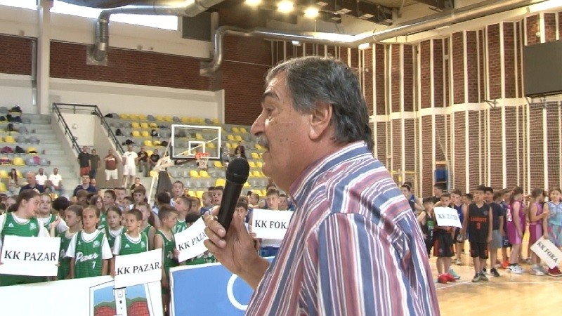 Oko 400 dece na drugom Međunarodnom mini basket festivalu u Novom Pazaru